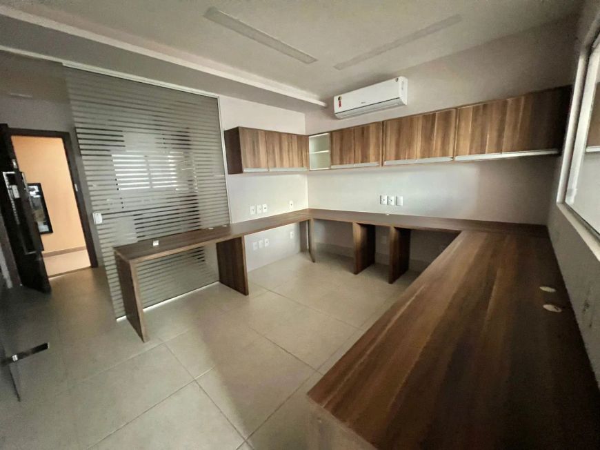 VENDO SALA COMERCIAL ED. ROGÉRIO FERNANDEZ,33m2