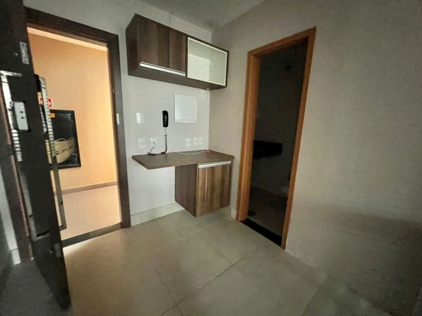 VENDO SALA COMERCIAL ED. ROGÉRIO FERNANDEZ,33m2