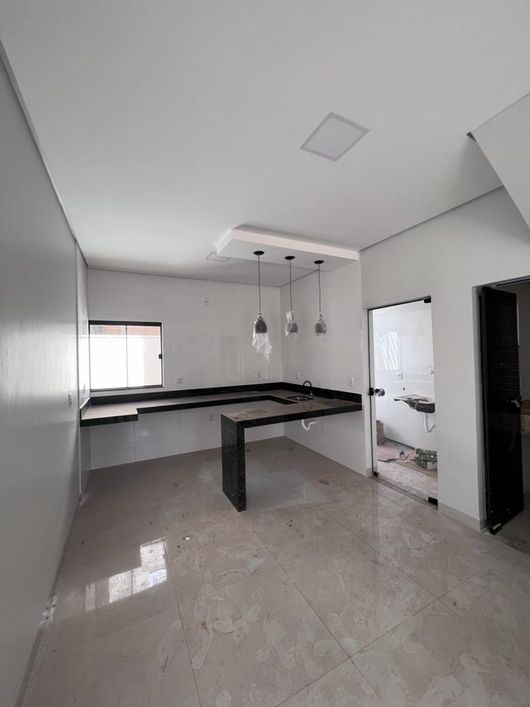 VENDO SOBRADO NOVA 3/4 NA 906 SUL EM PALMAS-TO