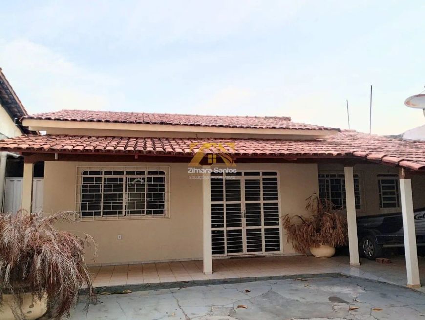 Casa 3/4, sendo 1 suíte, 110 m² - 806 sul (ACSU SO 140) - Palmas/TO