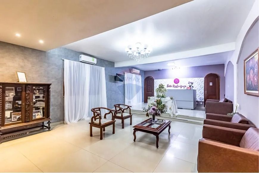 Imovél Comercial 3 pavimentos bairro Cremação