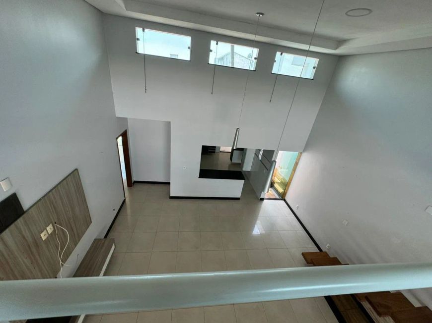 Condomínio Cidade Jardim 2, 300m², 3 quartos sendo 2 suites, 2 vagas, Tapanã