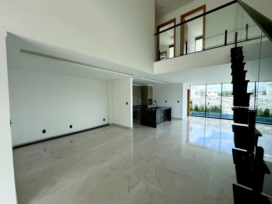 CASA 4 SUITES - QUARTZO CONDOMINIO VERDE