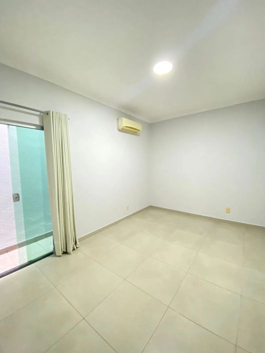 Condomínio Cidade Jardim 2, 300m², 3 quartos sendo 2 suites, 2 vagas, Tapanã
