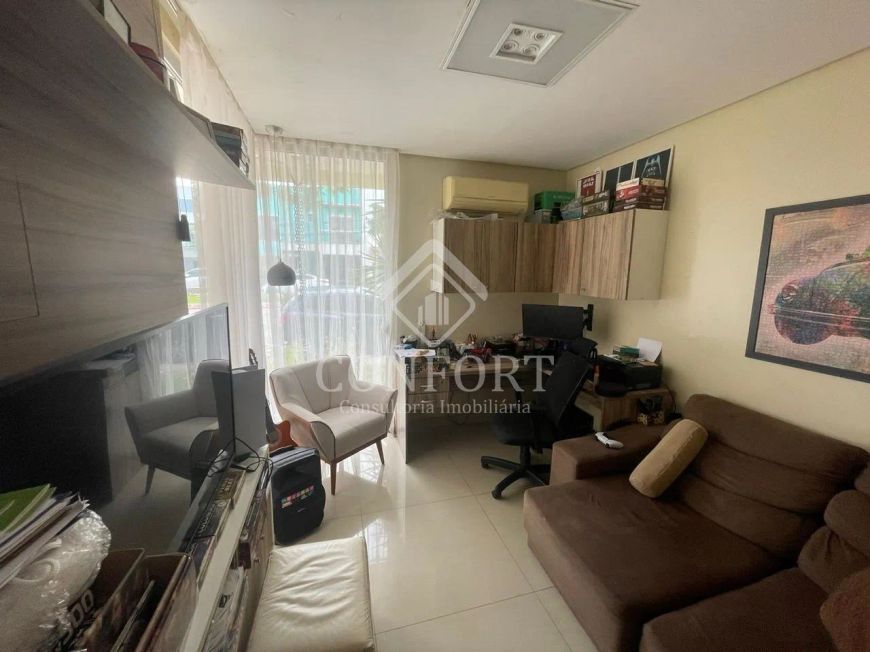 Vendo Linda Casa no Jardim Espanha - 03 Quartos - Terrea - Armarios - Splits