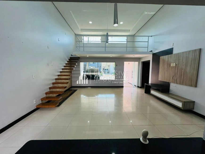 Casa no Cidade Jardim com 3 suítes - oportunidade