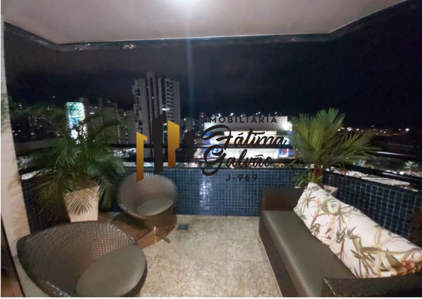 Vendo Excelente Apto no Edifício Village Platinum.