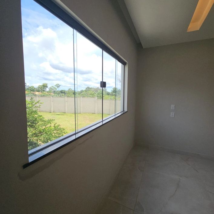 VENDO CASA CONDOMÍNIO JARDIM DO LAGO , 4 suítes, 2 vagas