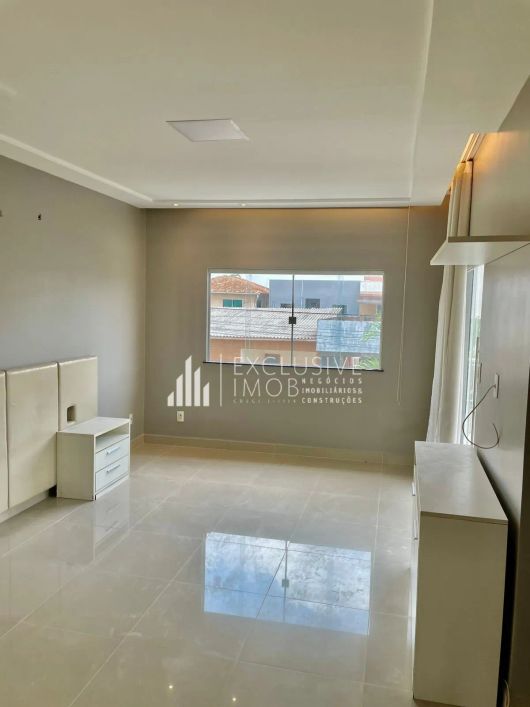 Imóvel para venda possui 220 metros quadrados com 4 quartos em Parque Verde - Belém - PA