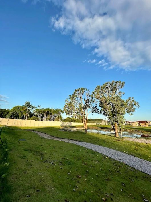 Lote no Jardins do Lago