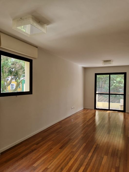 Apartamento com 3 quartos, Vila Mariana - São Paulo