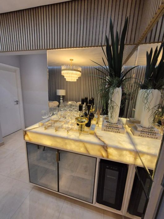 Vendo Casa Mobiliada c/ 3 Suítes no Condomínio Jardim Espanha