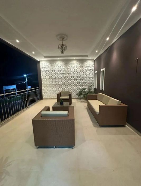 -Cidade Jardim 2: Belíssima Casa 2 Pavimentos 380m² 4 Suítes 2 Vg ( Financia)