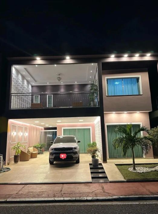 -Cidade Jardim 2: Belíssima Casa 2 Pavimentos 380m² 4 Suítes 2 Vg ( Financia)