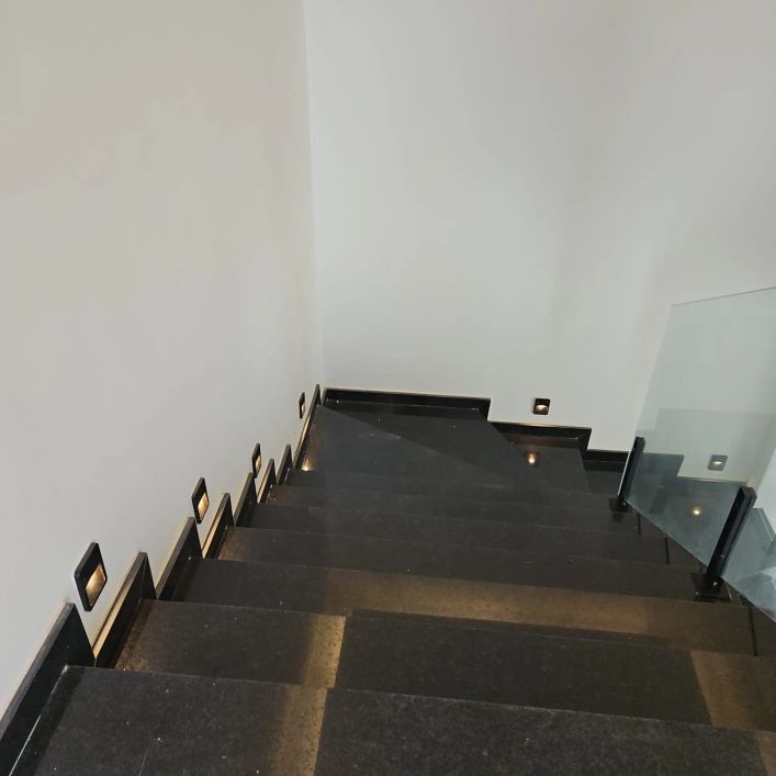 VENDO CASA CONDOMÍNIO JARDIM DO LAGO , 4 suítes
