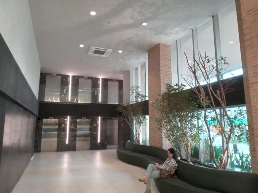 prédio comercial Ed London