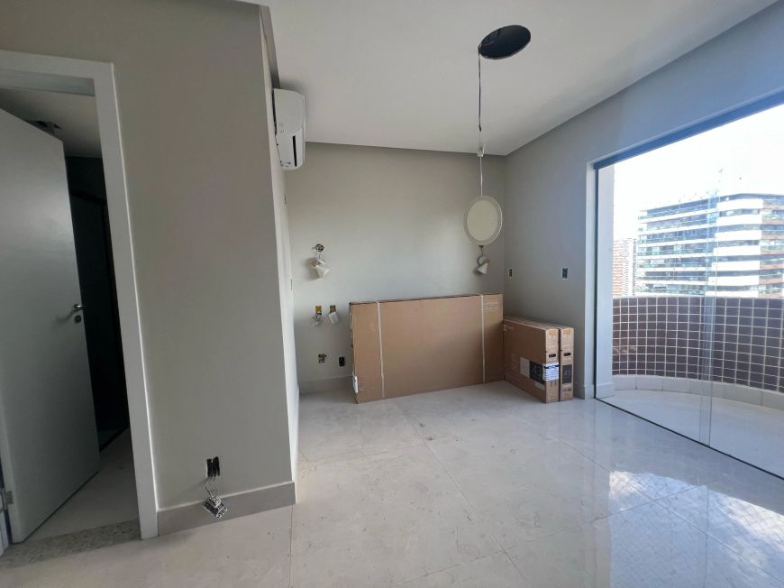 VENDO APARTAMENTO 3 SUÍTES NO EDIFÍCIO ANGRA DOS REIS Umarizal - Belém - PA