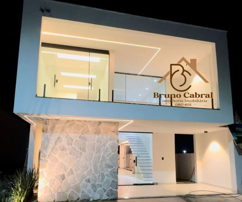 Imóvel recém construído, 4 suítes, espaço gourmet, 2 vagas de garagem.