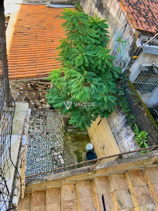 Prédio residencial na Generalissimo Deodoro em Nazaré