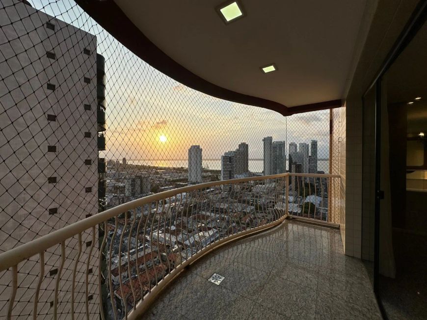 Vendo Apartamento 3 Suítes no Umarizal - Edifício Village Classic - 125m2