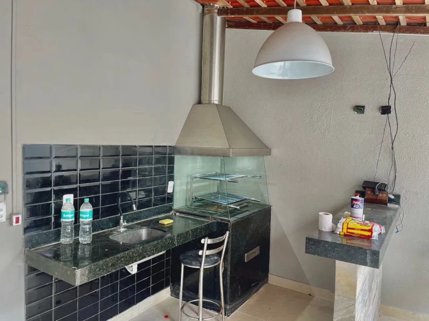 Condomínio Jardim Espanha, 220m², 4 suítes, 2 vagas, Parque Verde