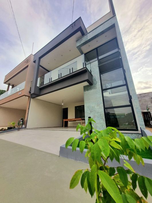 Condomínio Quartzo - Casa duplex com 4 suítes