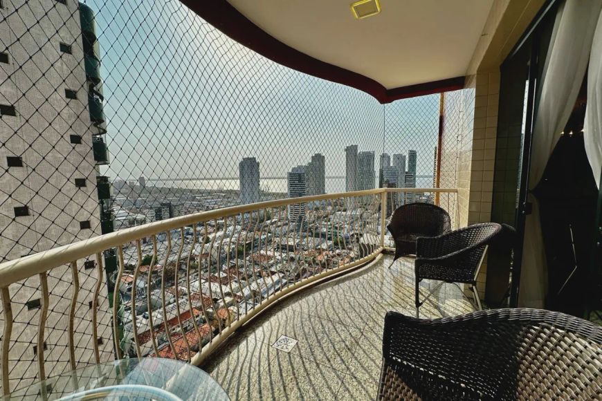 Village Classic: Apartamento no Umarizal 125m² 3 Suítes 2 Vg Garagem