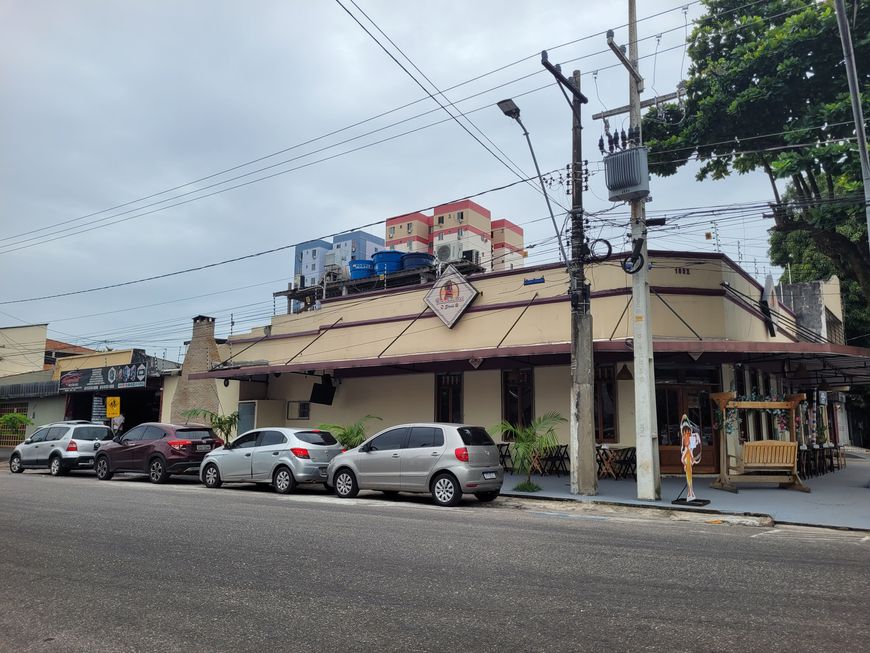 Ponto Comercial medindo 14x30 na 9 de Janeiro com Caripunas de esquina Venda São Brás - Belém - PA