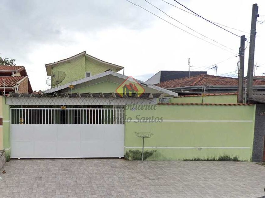 Sobrado localizado entre Taubaté e Tremembé
