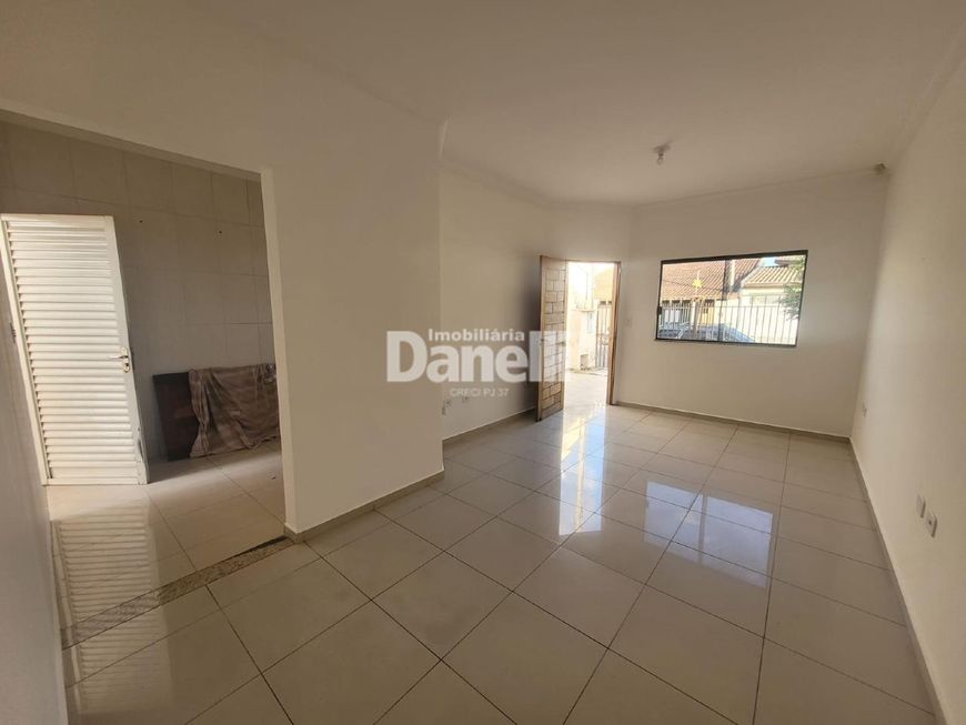 Casa à venda, 2 quartos, 1 suíte, 2 vagas, Loteamento Residencial Itamambuca - Tremembé/SP