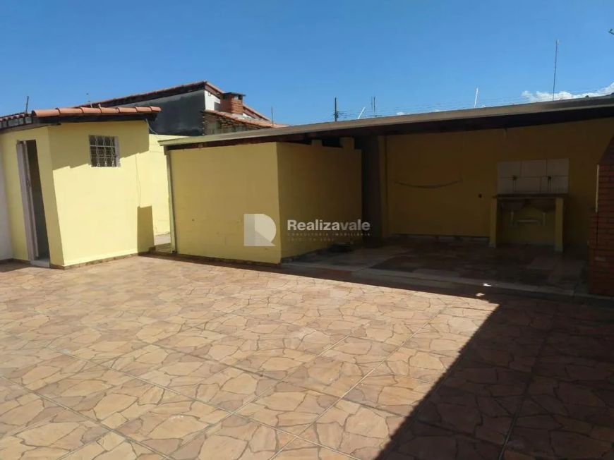 Térrea para venda tem 168 metros quadrados com 3 quartos
