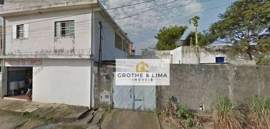 Sobrado à venda com ponto comercial em Tremembé SP