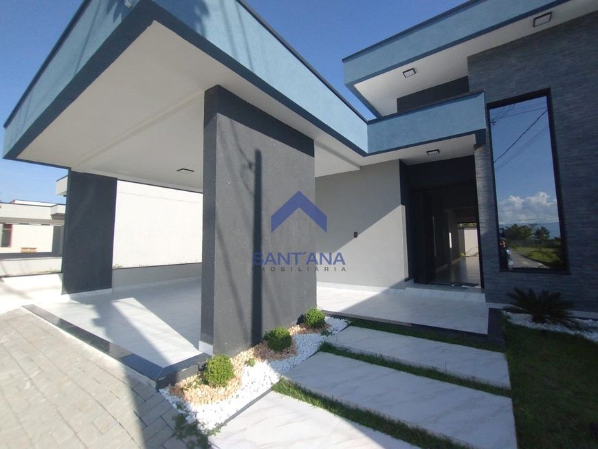 CASA TERREA COM 170M² COM 3 DORMITORIOS SENDO 1 SUITE COM CLOSET NO CONDOMINIO PEROLA DO VALE EM TRE