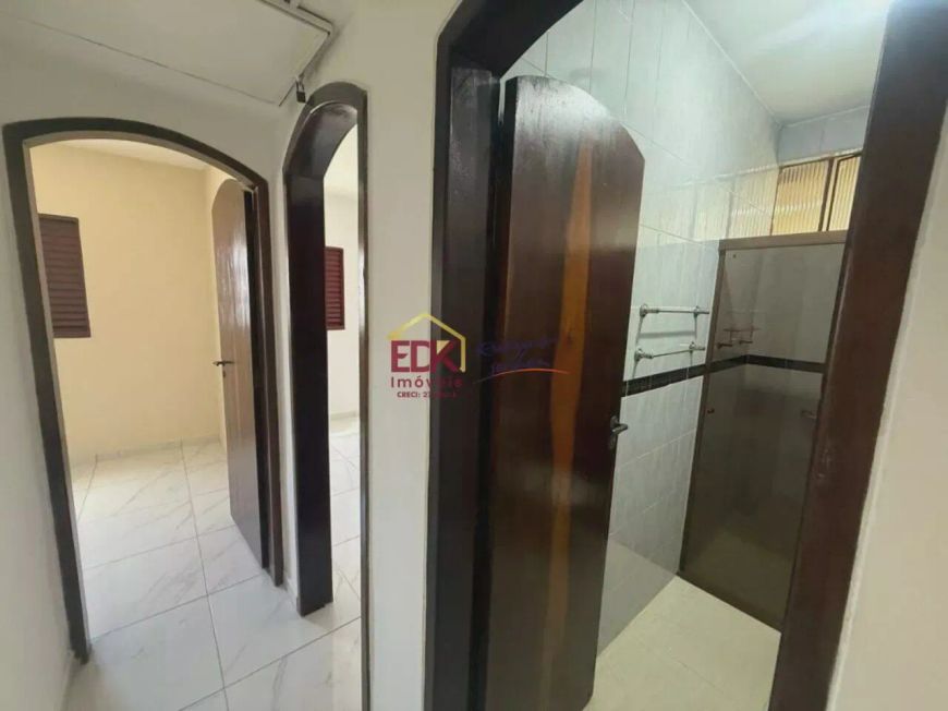 Imóvel para venda possui 130 metros quadrados com 3 quartos