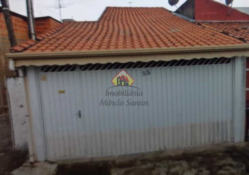 Linda casa toda reformada no bairro dos Guedes!