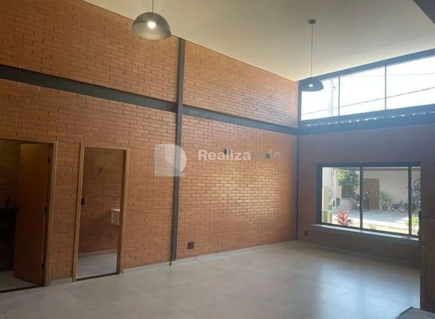 Casa à venda em Tremembé, Loteamento Parque Nossa Senhora da Glória, com 3 quartos, com 182 m²