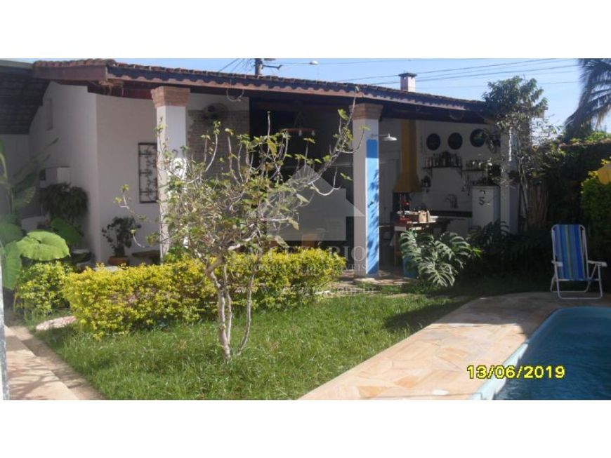 Casa a venda - Centro, Tremembe