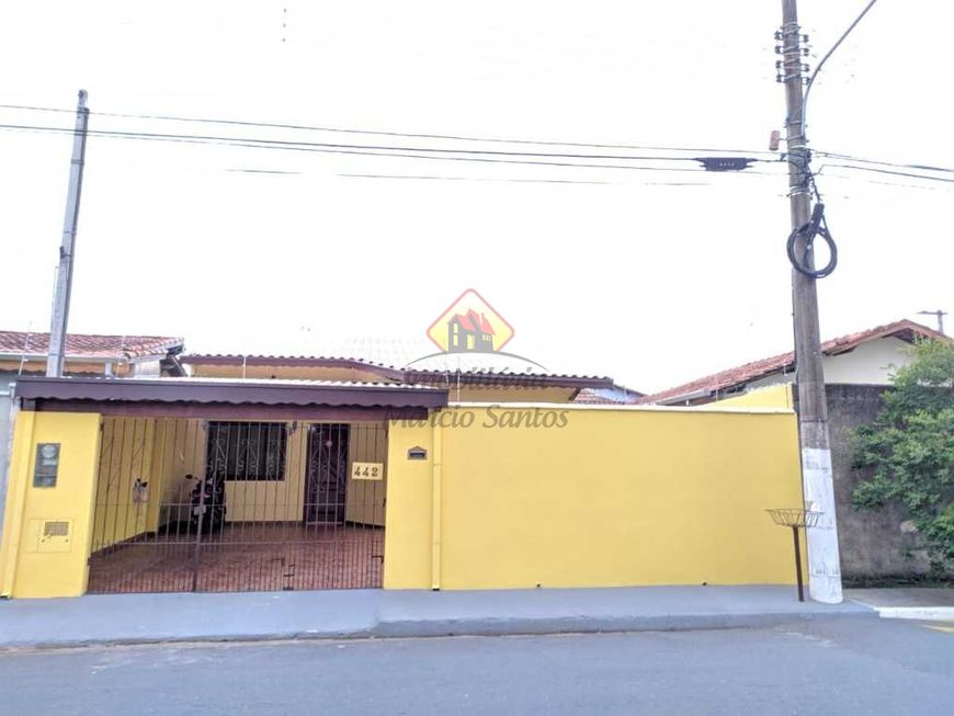 Venda de Casas / Padrão na cidade de Tremembé