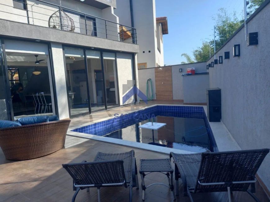 CASA EM CONDOMÍNIO COM 267M² COM 3 DORMITÓRIOS SENDO 1 SUÍTE NO Condomínio Parque Das Araucárias EM