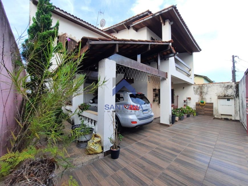 CASA DE 275 M² COM 3 DORMITÓRIOS EM TREMEMBÉ/SP