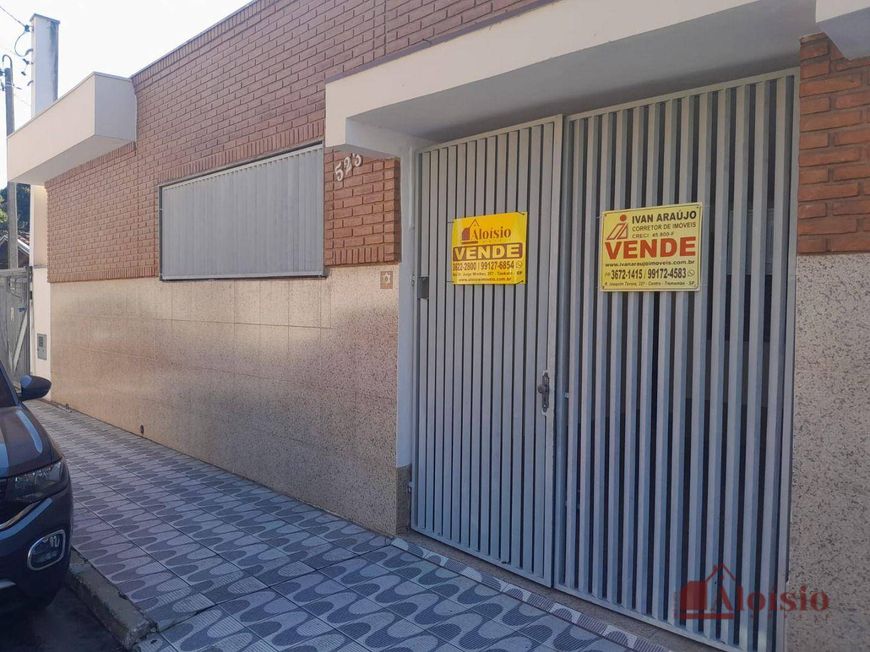 Casa com 2 dormitórios à venda por R$ 400.000,00 - Centro - Tremembé/SP