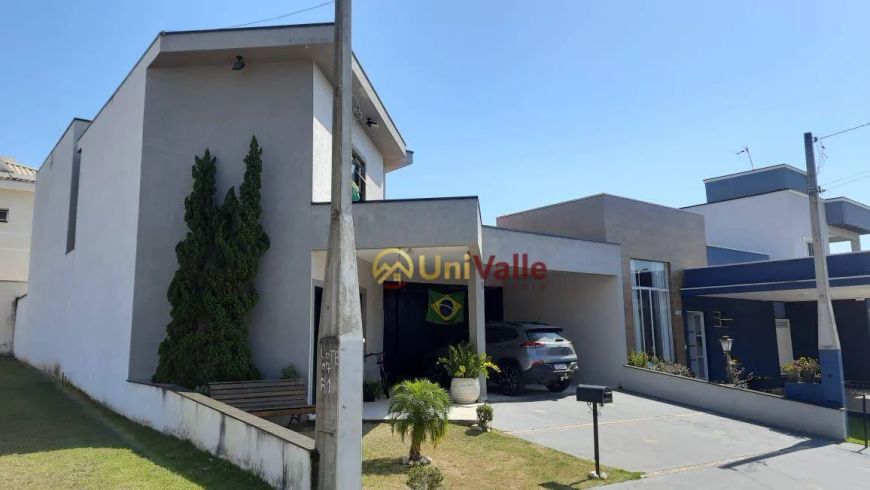 Sobrado à venda, 215 m² por R$ 990.000,00 - Campos do Conde Chambord - Tremembé/SP