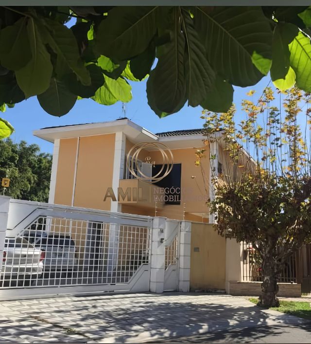 RAAmil Vende Sobrado / Village Tremembé / 03 suítes /200 m² / Tremembé Excelente Sobrado no Loteamen