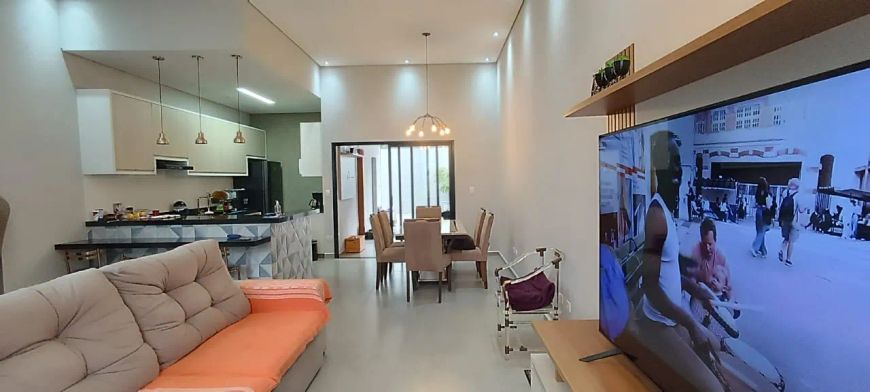 Oportunidade!! Casa nova/térrea/semi mobiliada/3 quartos/suite/2 vagas dentro de Condomínio!!!