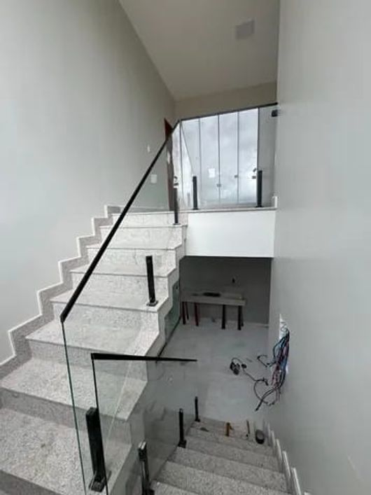 Vendo Linda Casa Duplex com 3 Suítes em Belém - Cond. completo - Jardim das Mangueiras