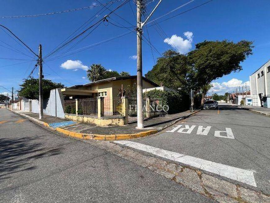 Casa com 3 dormitórios e 02 terrenos à venda, 278 m² - Jardim Bom Jesus - Tremembé/SP