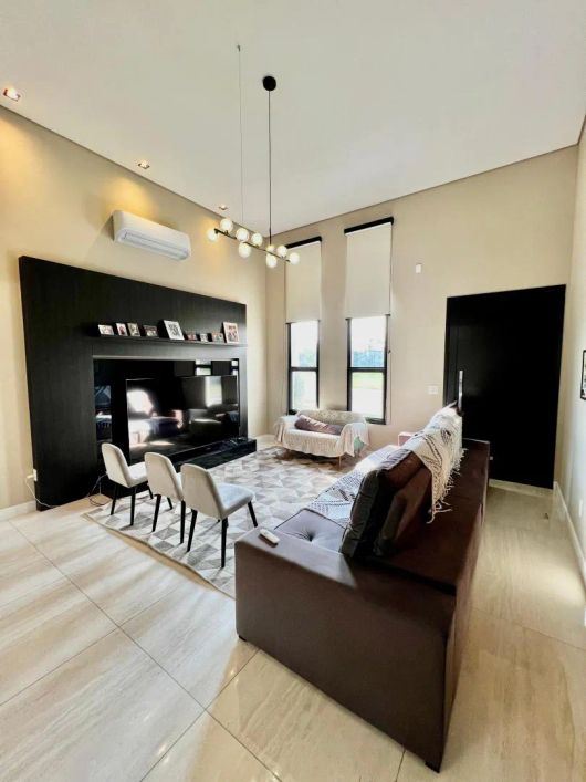 Casa com 3 quartos à venda, 189 m² por R$ 1.100.000 - Vila Nossa Senhora Auxiliadora - Tremembé/SP -