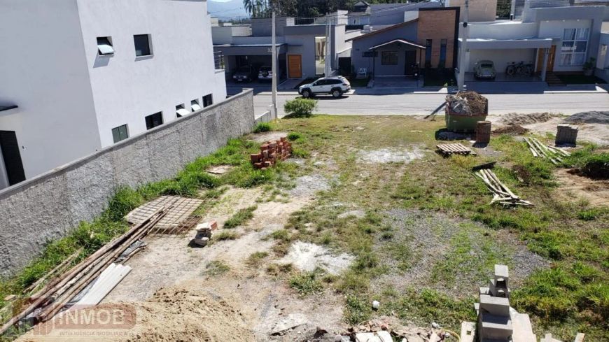 Terreno - Em Condomínio em Loteamento Residencial Morada do Visconde - Tremembé, SP