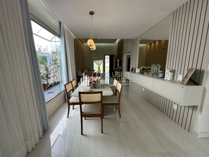 Vendo Condomínio Jardins do lago 140m² - 2 suítes - Bairro Coqueiro.
