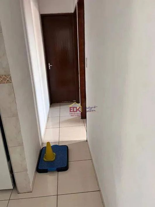 Apartamento com 2 dormitórios à venda, 52 m² por R$ 160.000 - Flor Do Vale - Tremembé/SP